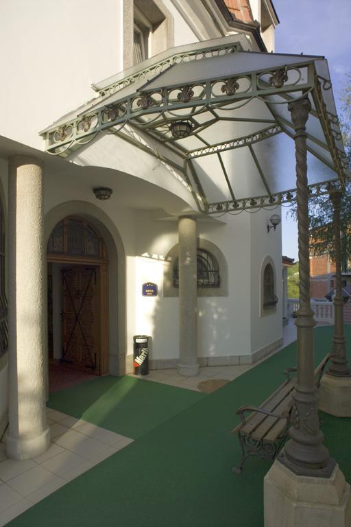 盖尔尼全景卢克斯酒店 Ni 外观 照片