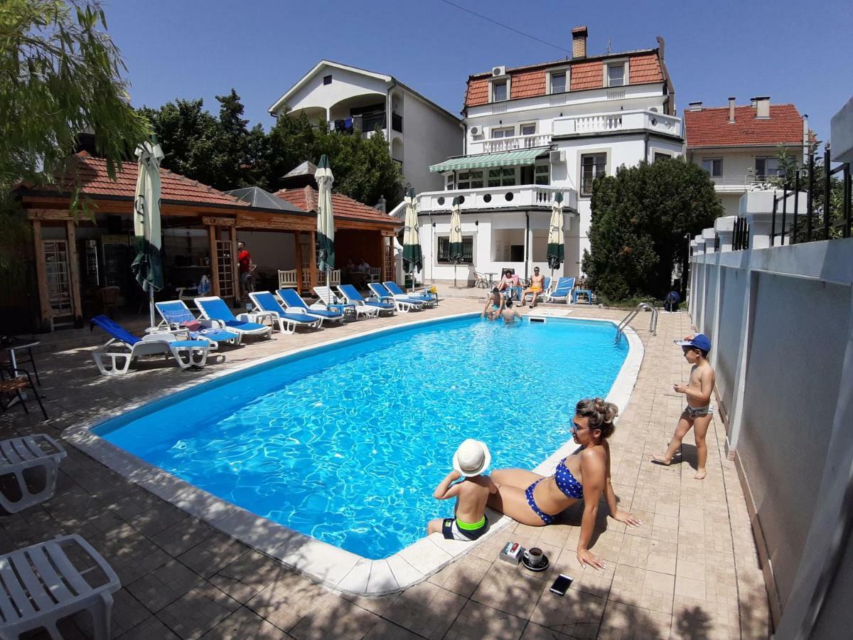盖尔尼全景卢克斯酒店 Ni 外观 照片